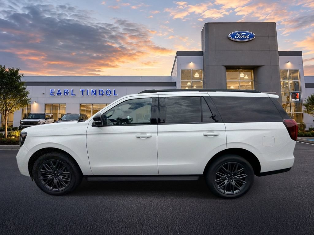 Certified 2026 Ford Expedition Platinum w/ Stealth Appearance Package AWD/4WD image 6