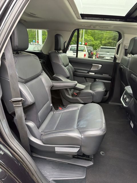 Certified 2025 Ford Expedition Platinum AWD/4WD image 21