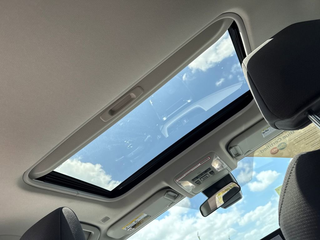 Used 2024 Toyota RAV4 XLE w/ Convenience Package image 8