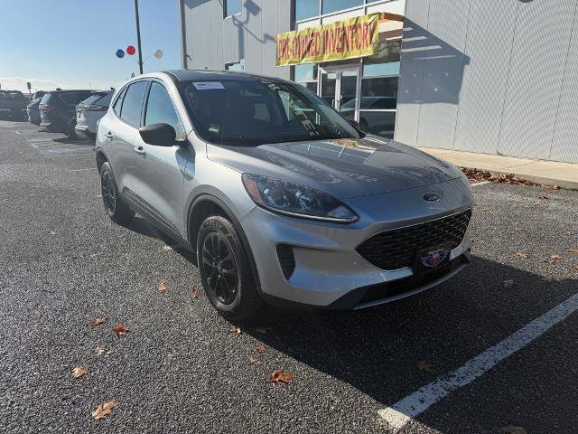 Certified 2022 Ford Escape SE w/ Convenience Package image 2