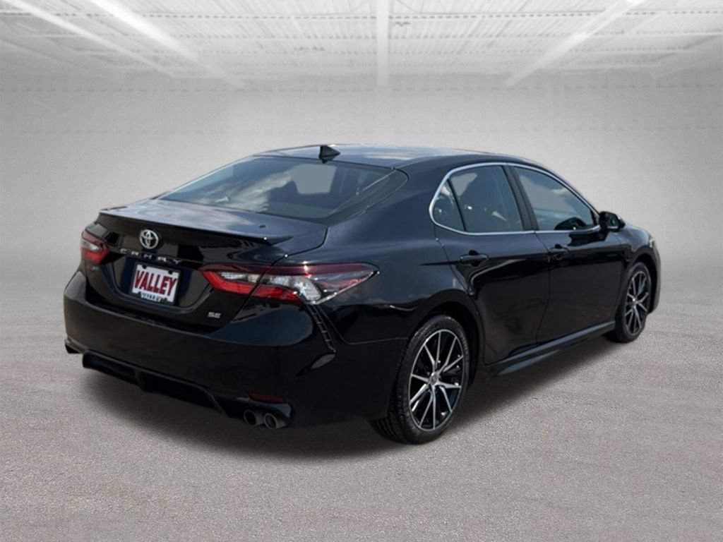 Used 2021 Toyota Camry SE FWD image 12