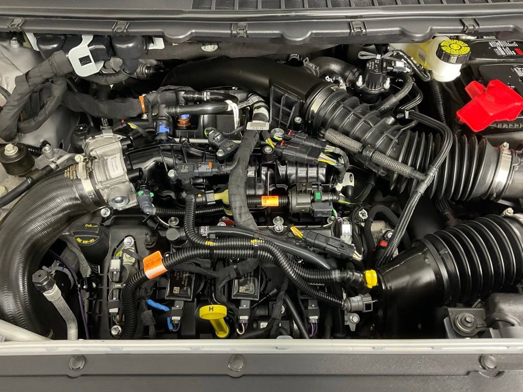 Certified 2024 Ford Edge ST w/ Equipment Group 401A image 9