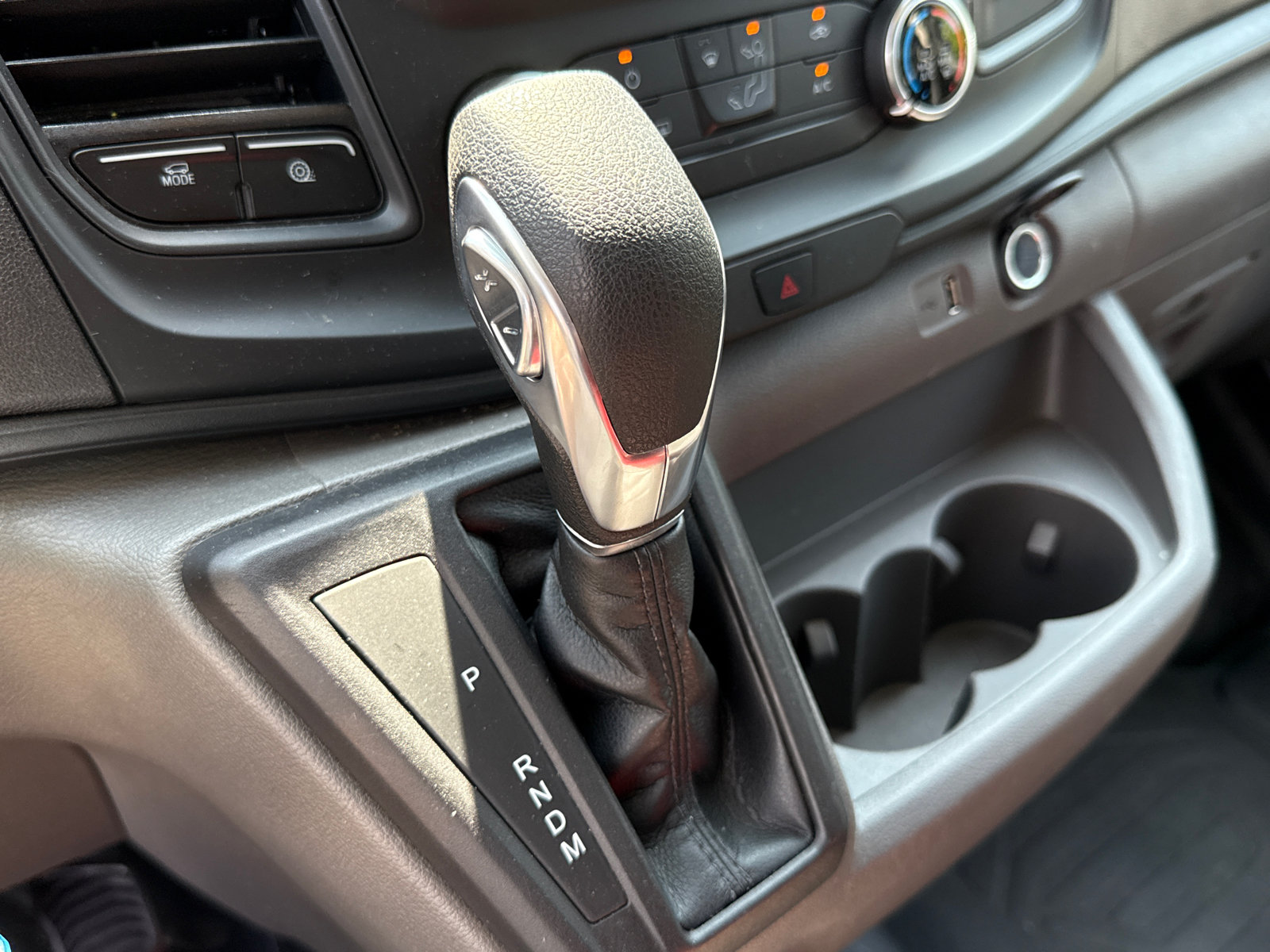 Certified 2025 Ford Transit 250 Low Roof w/ Exterior Upgrade Package RWD image 17