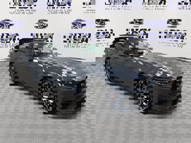 Certified 2024 Ford Mustang Convertible image 1