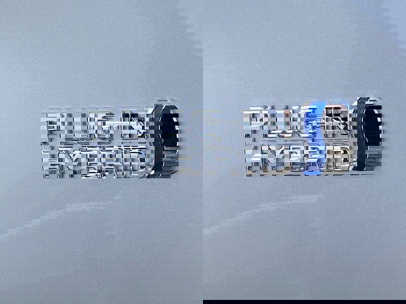 Used 2022 Toyota Prius Prime Limited image 16