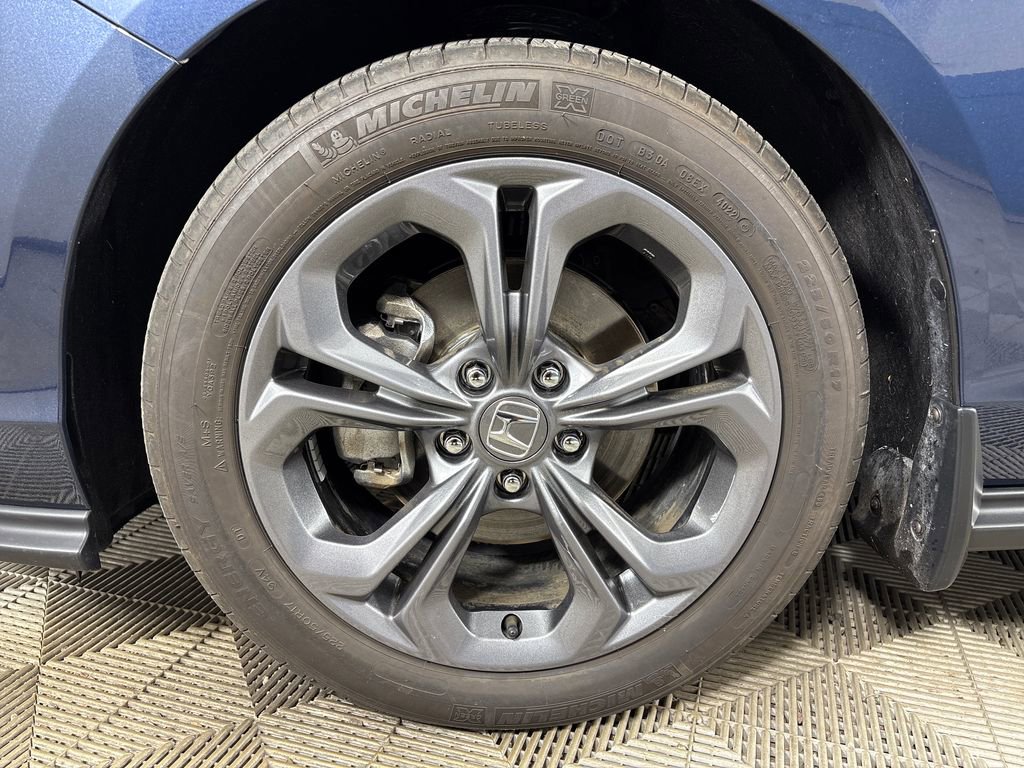Used 2023 Honda Accord EX image 11