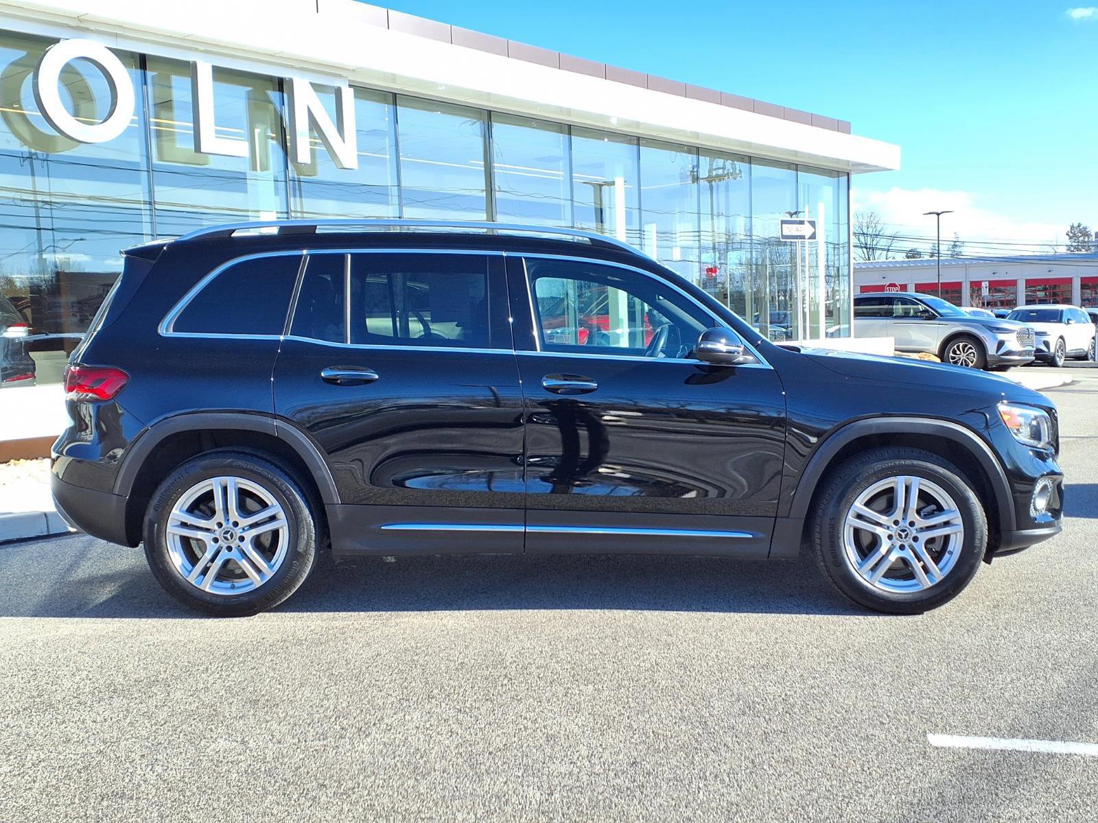 Used 2021 Mercedes-Benz GLB 250 4MATIC image 6