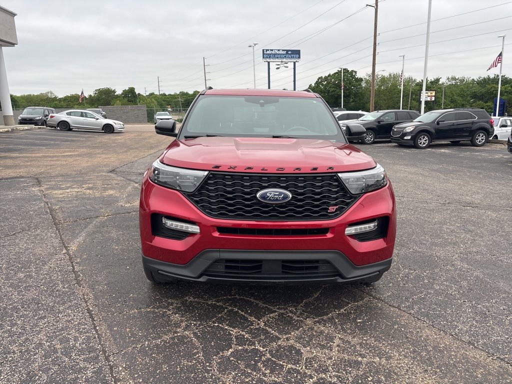 Certified 2022 Ford Explorer ST w/ Equipment Group 401A AWD/4WD image 2