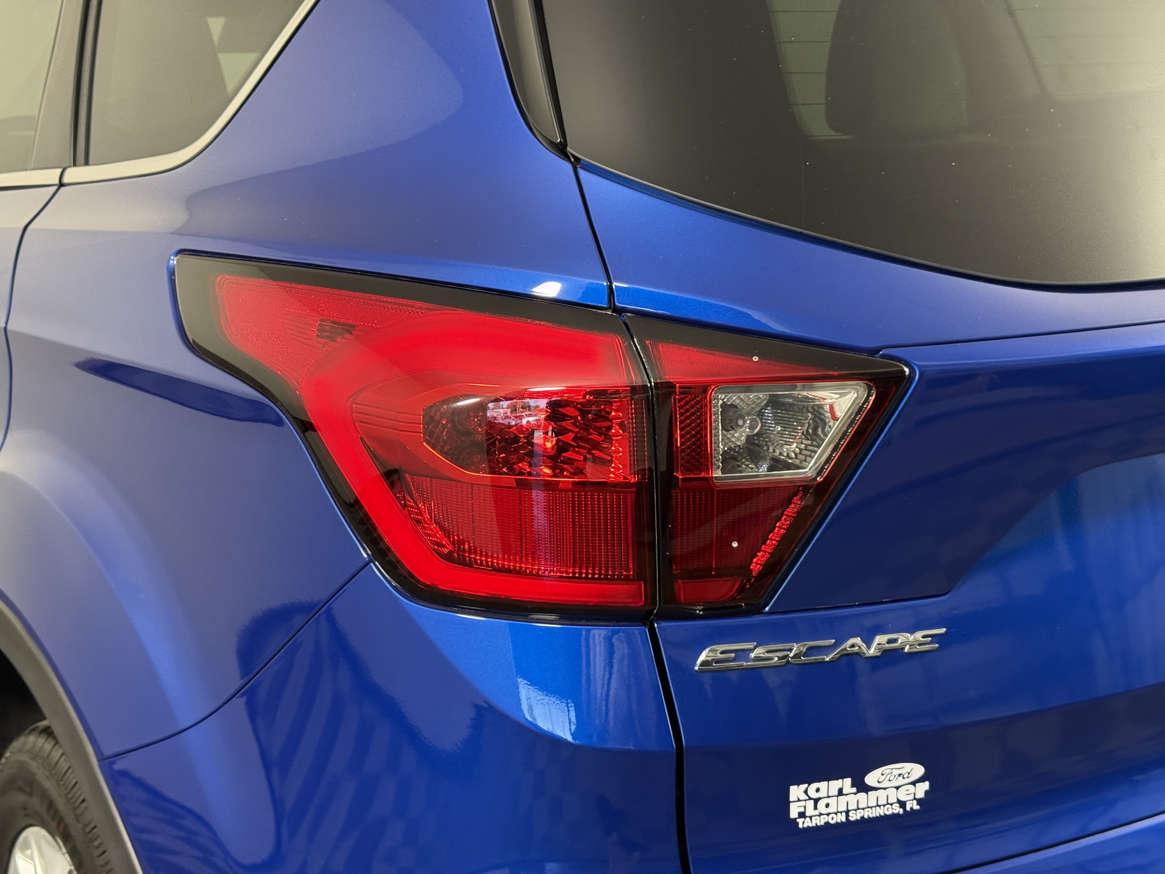 Certified 2019 Ford Escape SEL FWD image 8