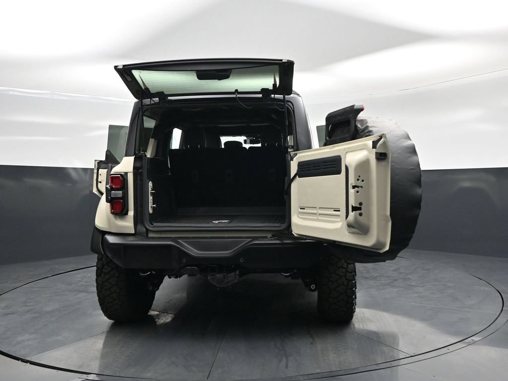 Certified 2026 Ford Bronco Raptor w/ Interior Carbon Fiber Pack AWD/4WD image 32
