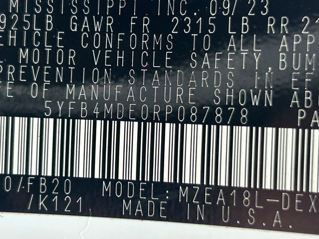 Used 2024 Toyota Corolla LE image 38