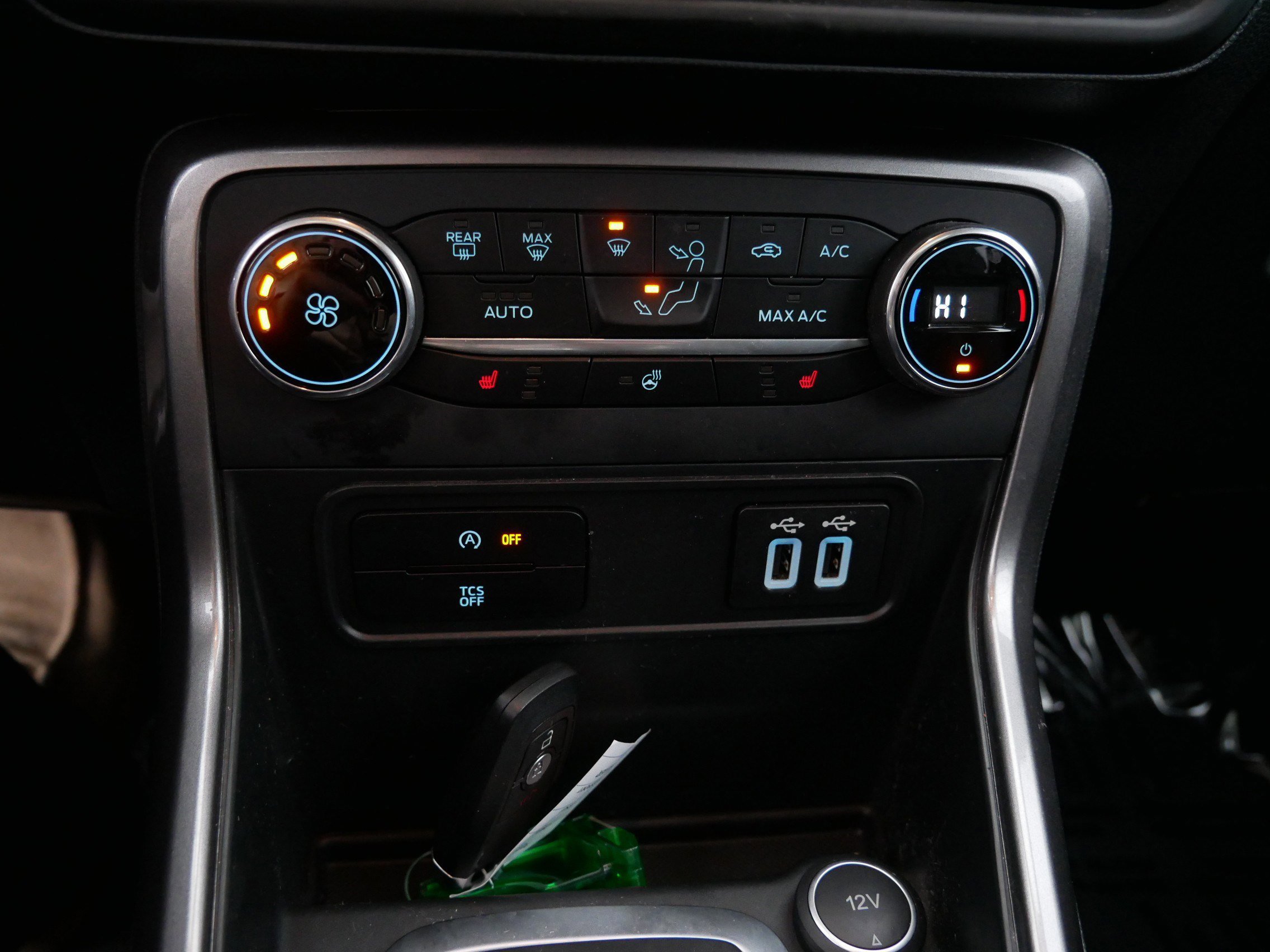 Certified 2022 Ford EcoSport SES image 23