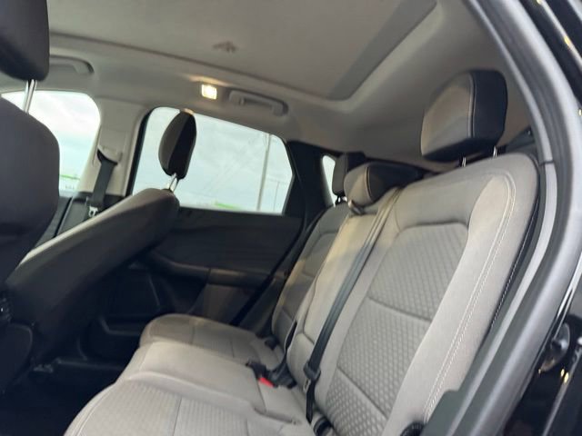 Certified 2022 Ford Escape SE w/ SE Sport Appearance Package AWD/4WD image 17