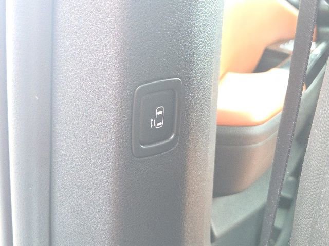 Used 2024 Kia Carnival SX Prestige image 26