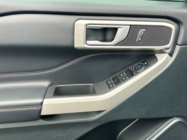 Certified 2023 Ford Explorer XLT image 17