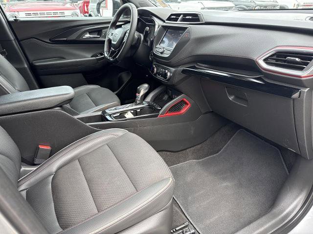 Used 2023 Chevrolet TrailBlazer RS AWD/4WD image 19