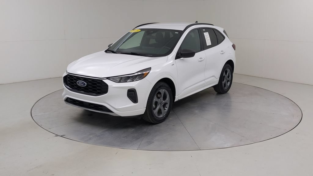 Certified 2023 Ford Escape ST-Line w/ Tech Pack #1 AWD/4WD image 19