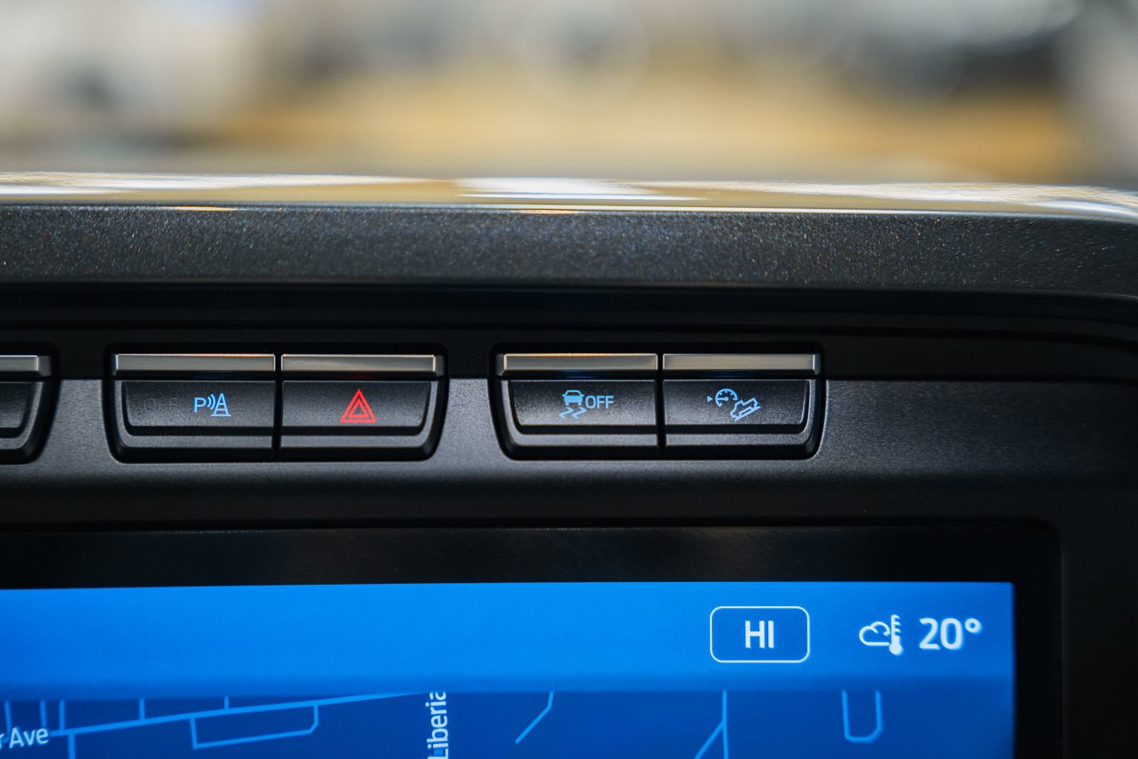 Certified 2023 Ford F150 Lariat w/ Equipment Group 502A High image 33