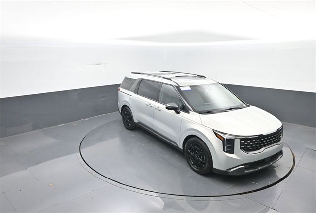 Used 2025 Kia Carnival SX Prestige image 15