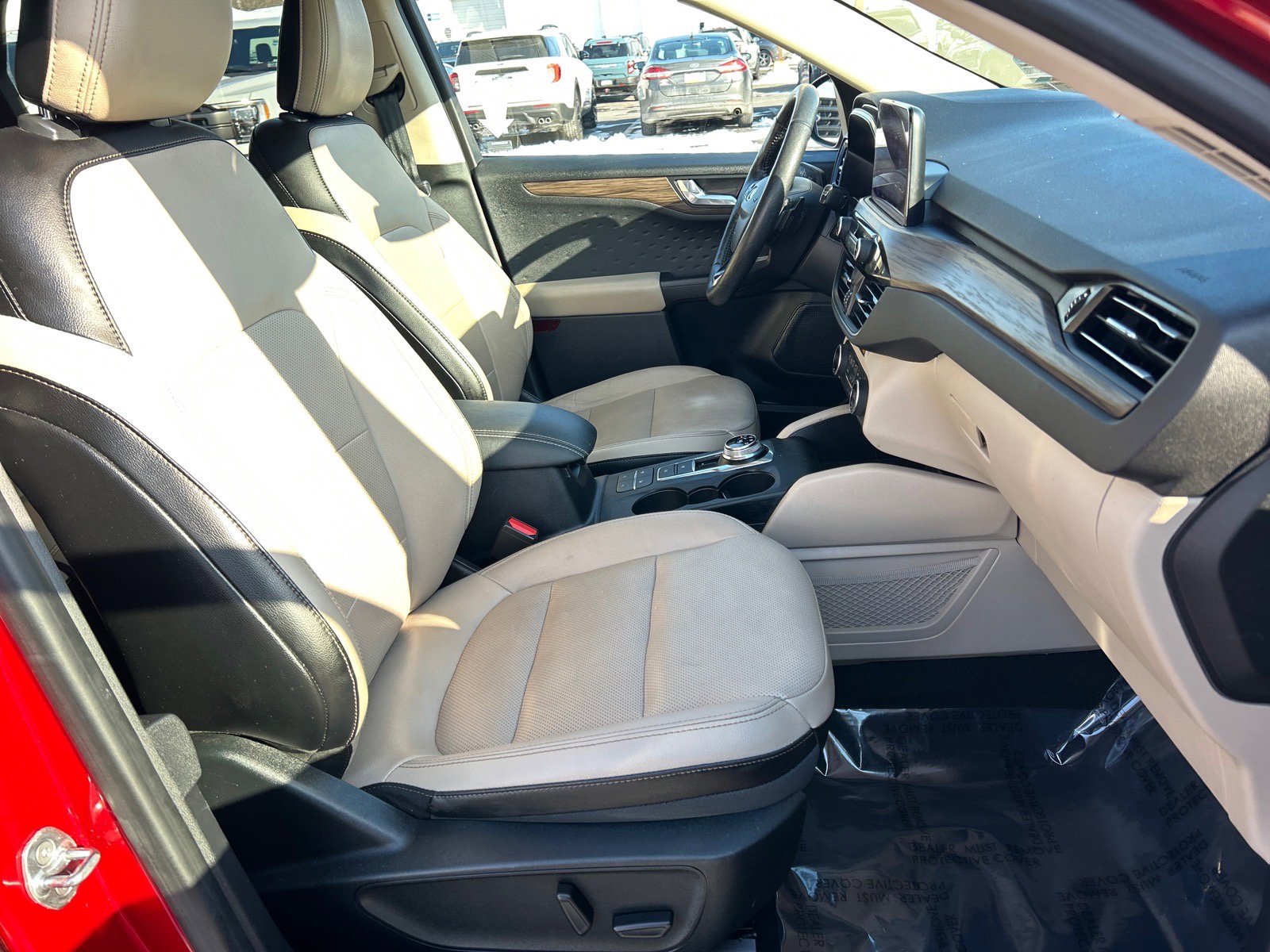 Certified 2020 Ford Escape Titanium image 19