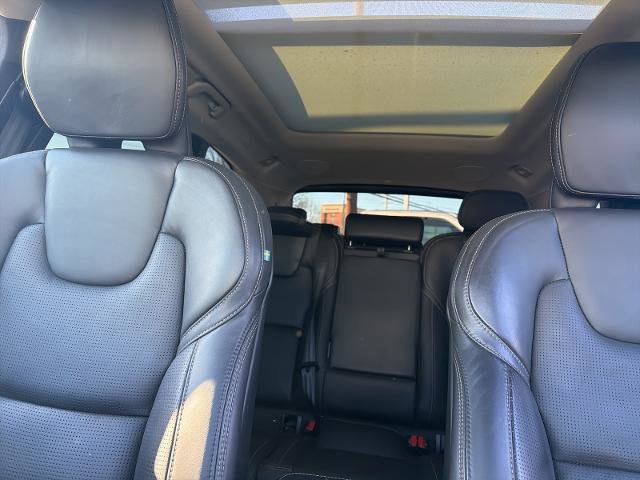 Used 2022 Volvo XC60 T8 Inscription w/ Advanced Package image 29
