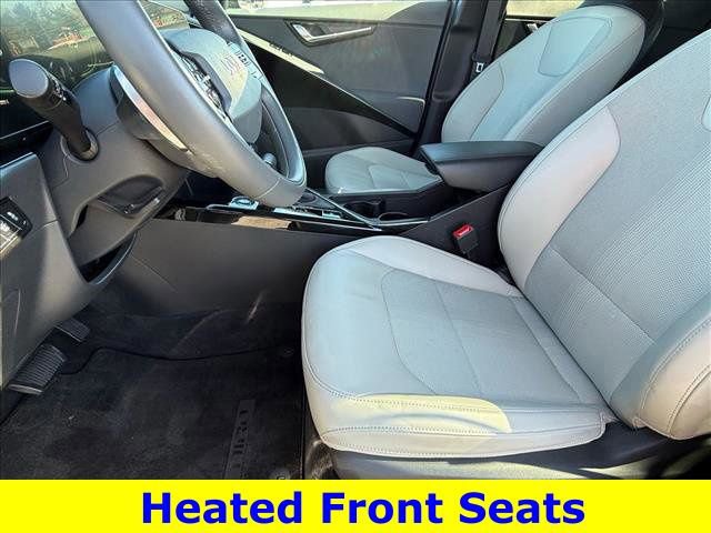 Used 2023 Kia Niro EX image 15
