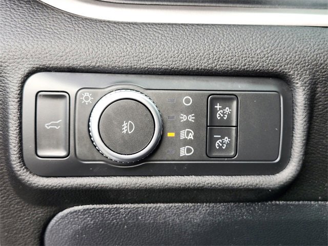 Certified 2022 Ford Explorer XLT w/ Equipment Group 202A image 24