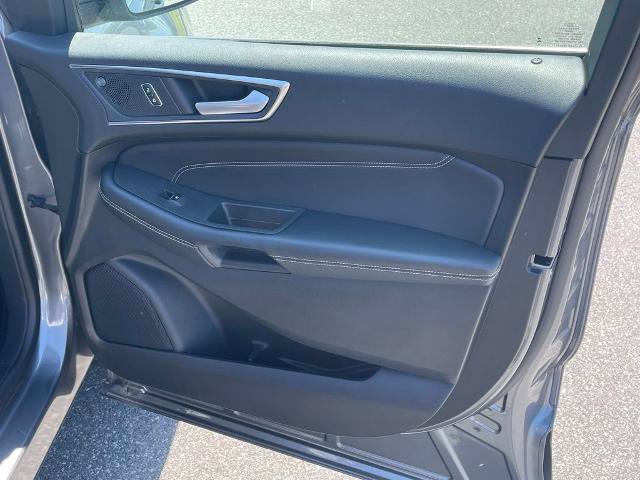 Certified 2024 Ford Edge Titanium AWD/4WD image 15