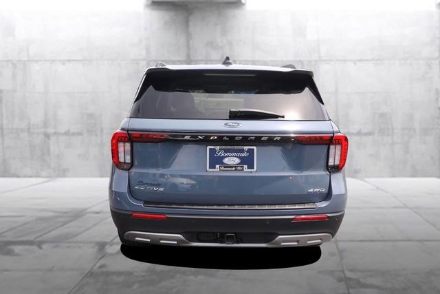 Certified 2025 Ford Explorer Active w/ Active Comfort Package AWD/4WD image 6