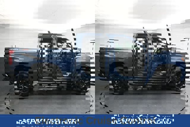 Used 2024 Chevrolet Silverado 1500 Custom w/ Turbomax Blackout Package AWD/4WD image 32