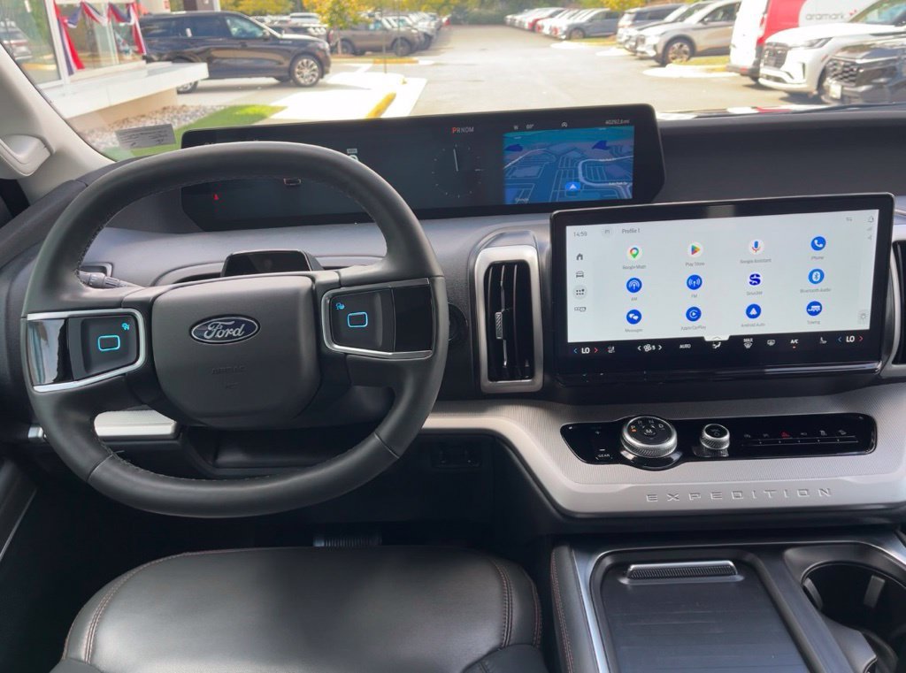 Certified 2025 Ford Expedition Max Active AWD/4WD image 17