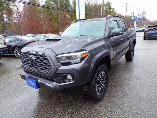 Used 2023 Toyota Tacoma TRD Sport w/ Technology Package AWD/4WD image 4