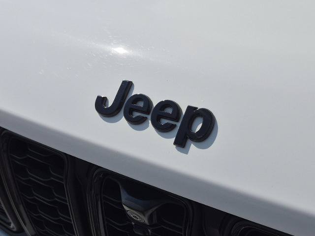 Used 2024 Jeep Grand Cherokee L Limited w/ Luxury Tech Group II AWD/4WD image 9