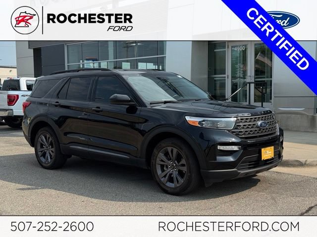 Certified 2024 Ford Explorer XLT w/ Equipment Group 202A AWD/4WD image 1