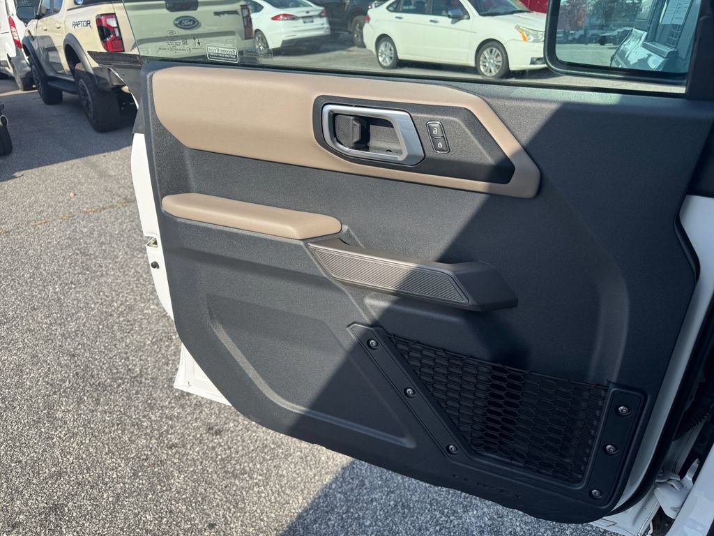 Certified 2022 Ford Bronco Wildtrak image 18