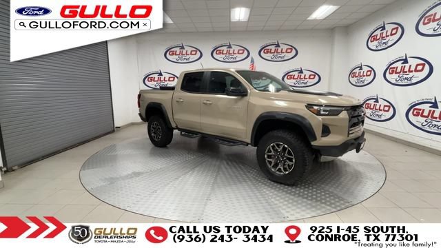 Used 2024 Chevrolet Colorado ZR2 w/ ZR2 Convenience Package III AWD/4WD image 2