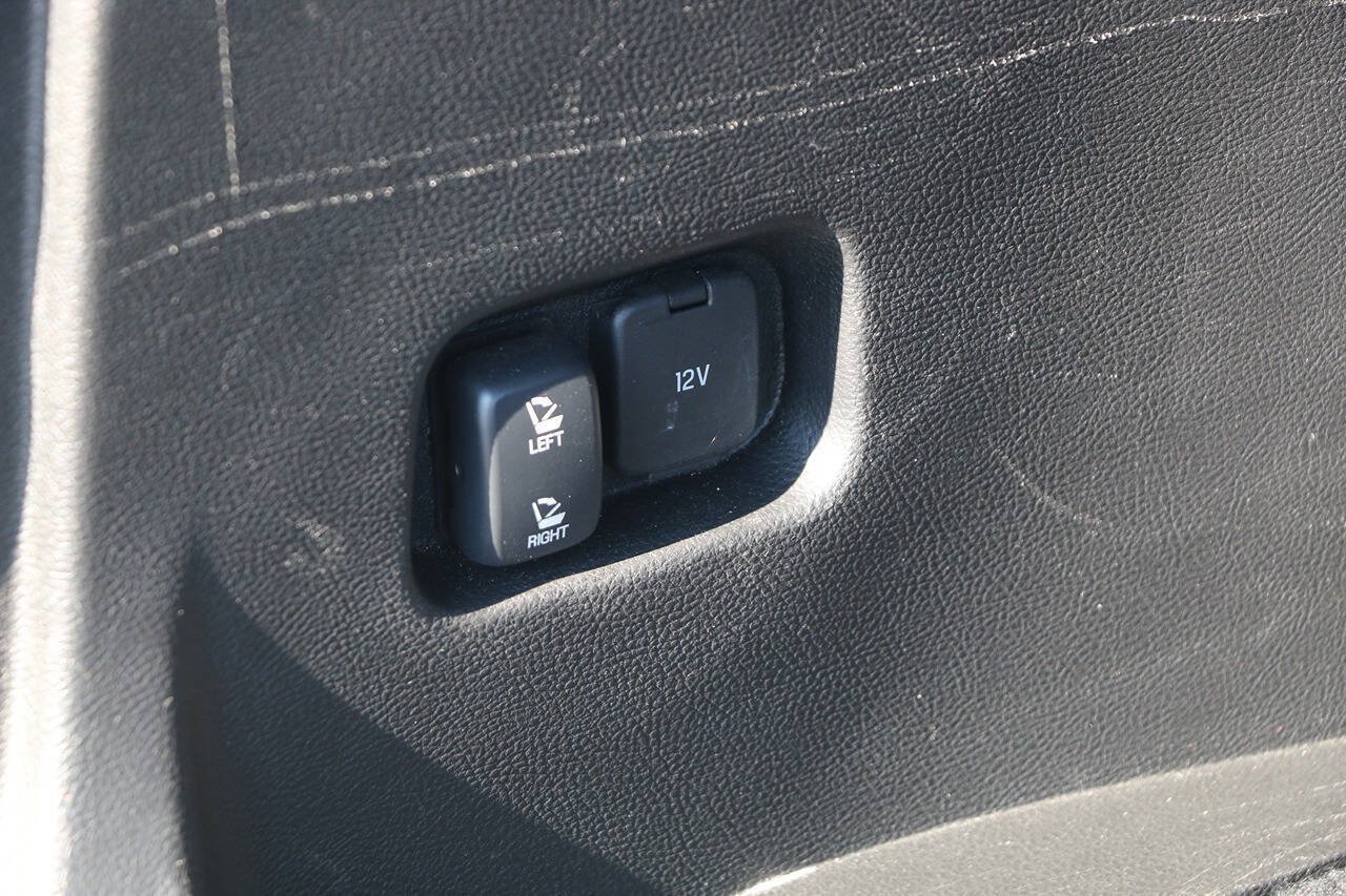 Certified 2024 Ford Edge Titanium AWD/4WD image 12