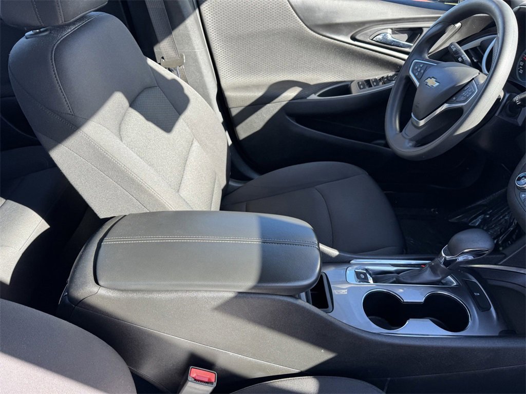 Used 2023 Chevrolet Malibu LT image 6