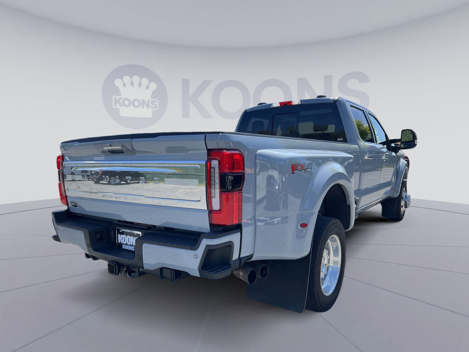 Certified 2024 Ford F450 Limited w/ FX4 Off-Road Package AWD/4WD image 16