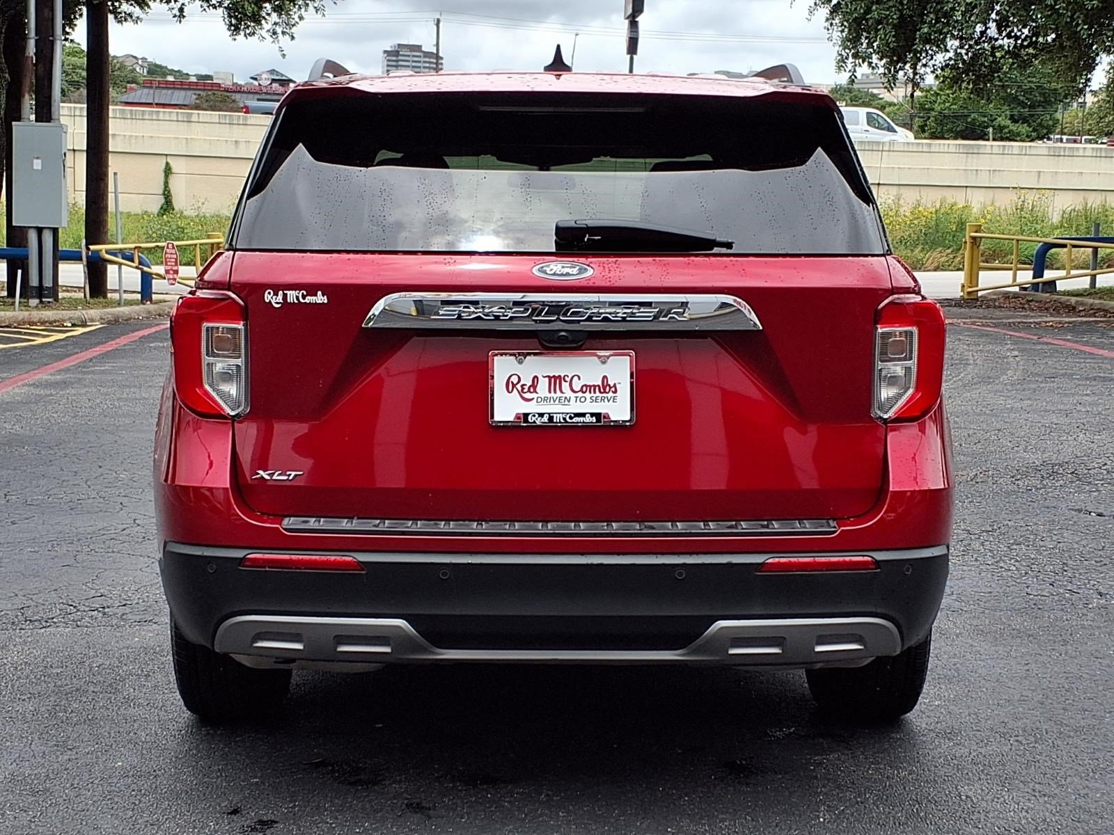Certified 2023 Ford Explorer XLT w/ Equipment Group 202A RWD image 7