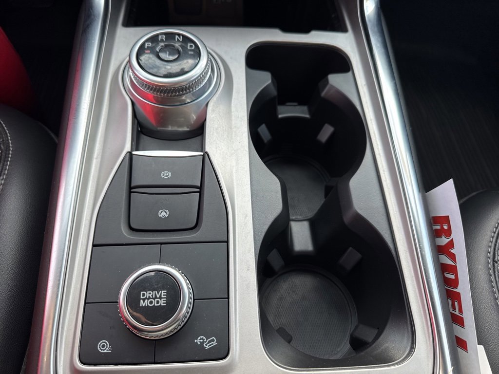 Certified 2022 Ford Explorer XLT w/ Equipment Group 202A image 24