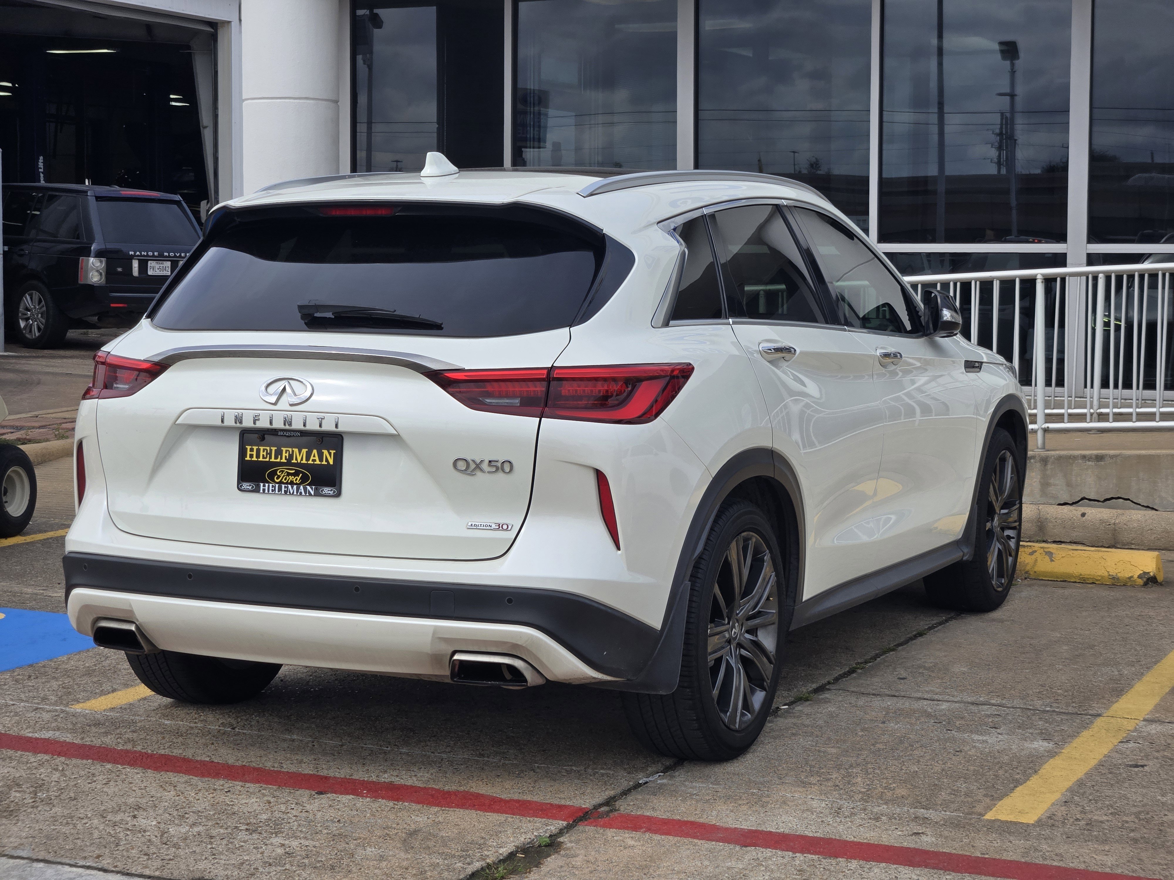 Used 2020 INFINITI QX50 Essential w/ Edition 30 Package image 3