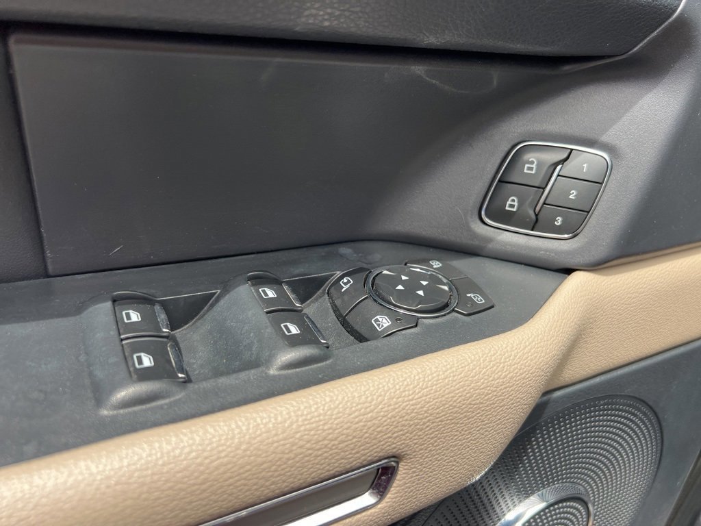 Certified 2022 Ford Expedition Max Limited image 27