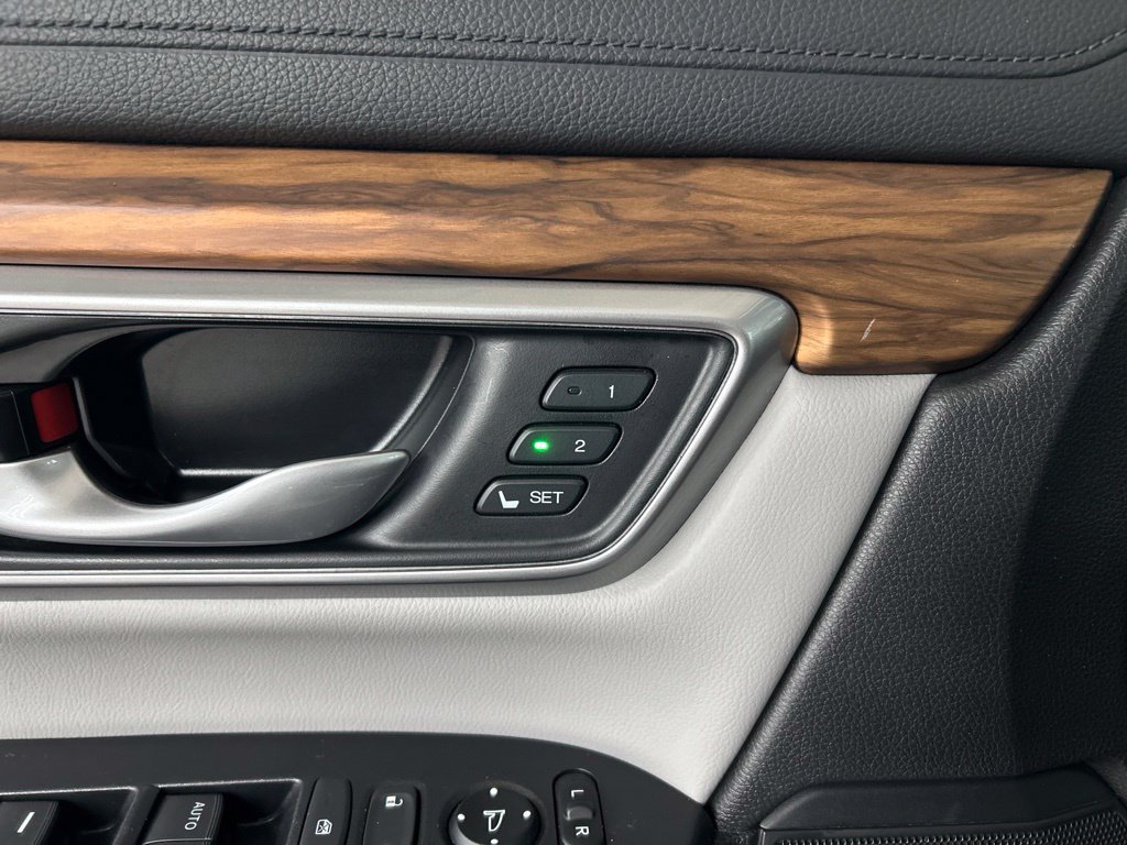 Used 2022 Honda CR-V Touring image 15