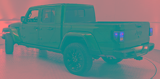 Used 2025 Jeep Gladiator Sport AWD/4WD image 4