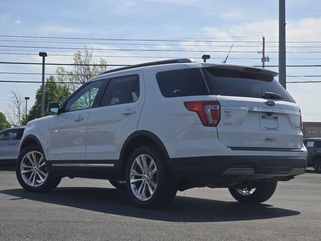 Certified 2019 Ford Explorer XLT w/ Equipment Group 202A AWD/4WD image 3