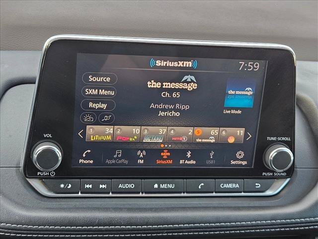 Used 2021 Nissan Rogue S FWD image 11
