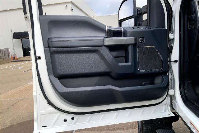 Certified 2022 Ford F450 Platinum w/ FX4 Off-Road Package image 22