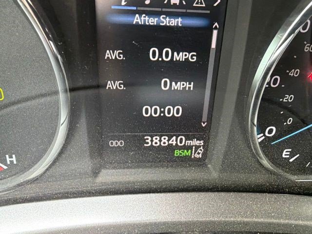 Used 2017 Toyota RAV4 SE AWD/4WD image 19