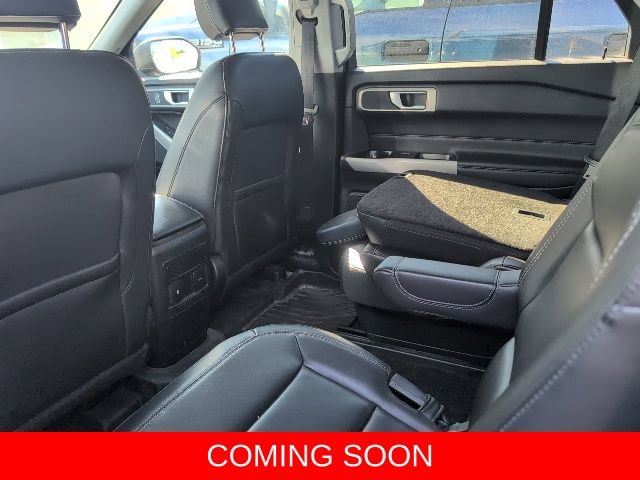 Certified 2024 Ford Explorer XLT w/ Equipment Group 202A AWD/4WD image 5
